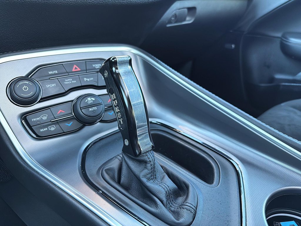 2019 Dodge Challenger R/T in Drummondville, Quebec - 19 - w1024h768px
