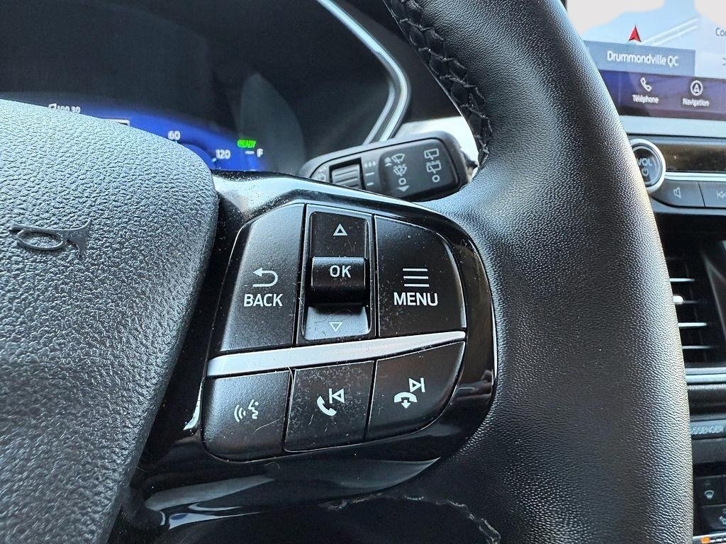 2022 Ford Escape Titanium Plug-In Hybrid in Drummondville, Quebec - 15 - w1024h768px