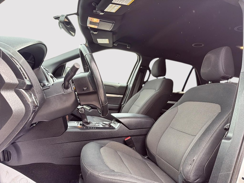 2019 Ford Explorer XLT in Drummondville, Quebec - 7 - w1024h768px