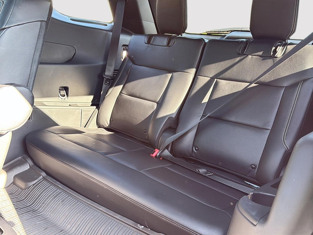2023 Ford Explorer ST in Drummondville, Quebec - 11 - w1024h768px