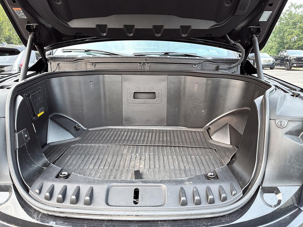 2023 Ford F-150 Lightning PLATINUM in Drummondville, Quebec - 7 - w1024h768px