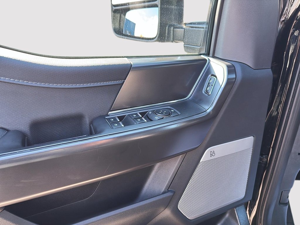 2024 Ford F-150 XLT in Drummondville, Quebec - 11 - w1024h768px