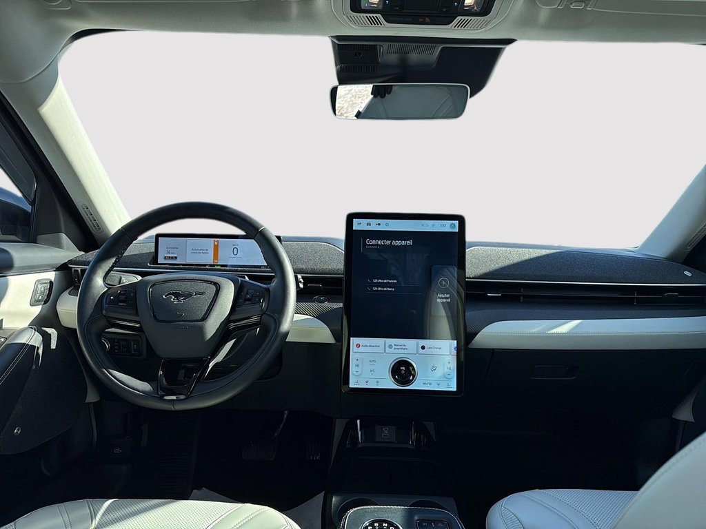 2021 Ford Mustang Mach-E Premium in Drummondville, Quebec - 11 - w1024h768px