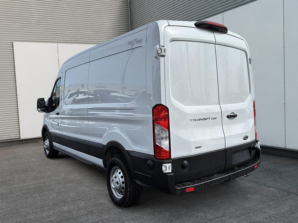 2024 Ford Transit Cargo Van in Drummondville, Quebec - 4 - w1024h768px
