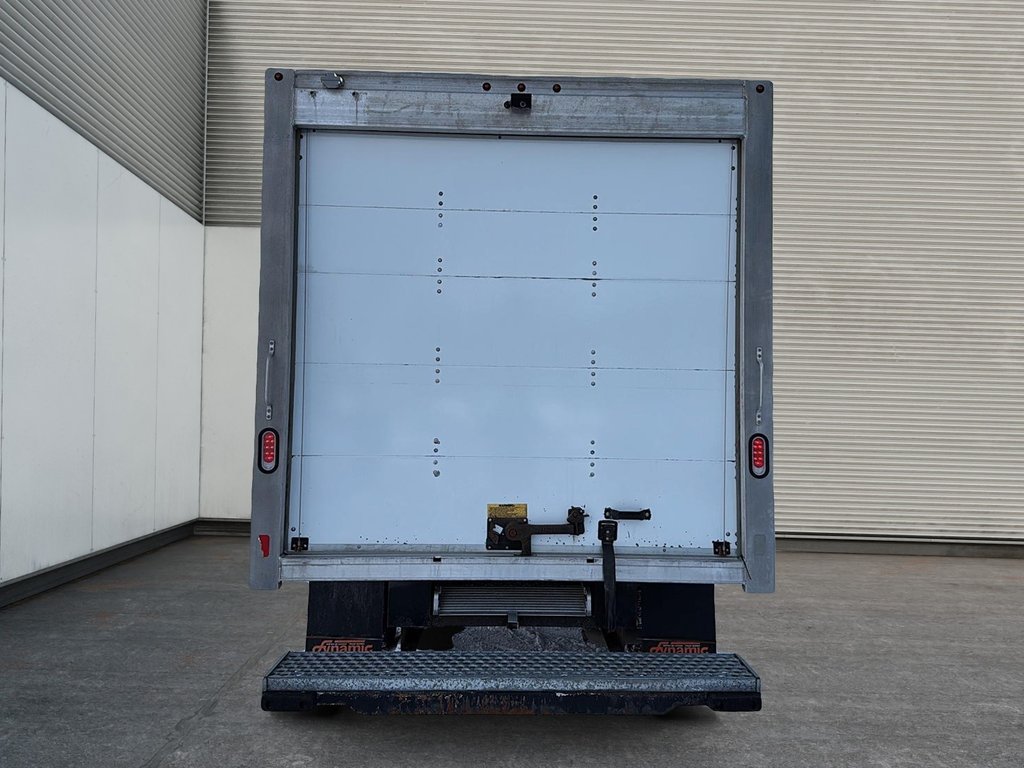 Ford TRANSIT CUTAWAY CUBE 14P 2023-2