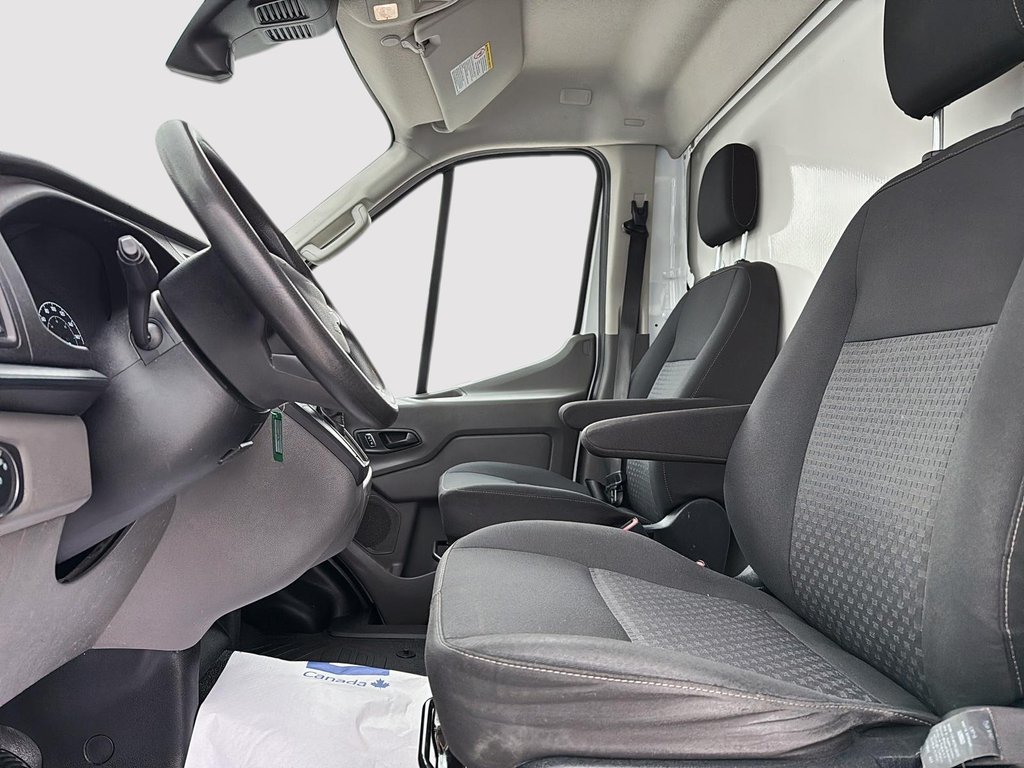 Ford TRANSIT T-250 CUBE 2023 à Drummondville, Québec - 9 - w1024h768px