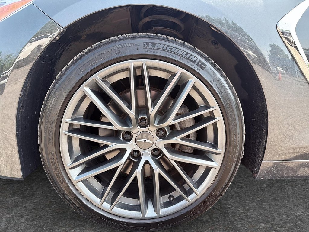 2019 GENESIS G70 2.0T Elite in Drummondville, Quebec - 7 - w1024h768px