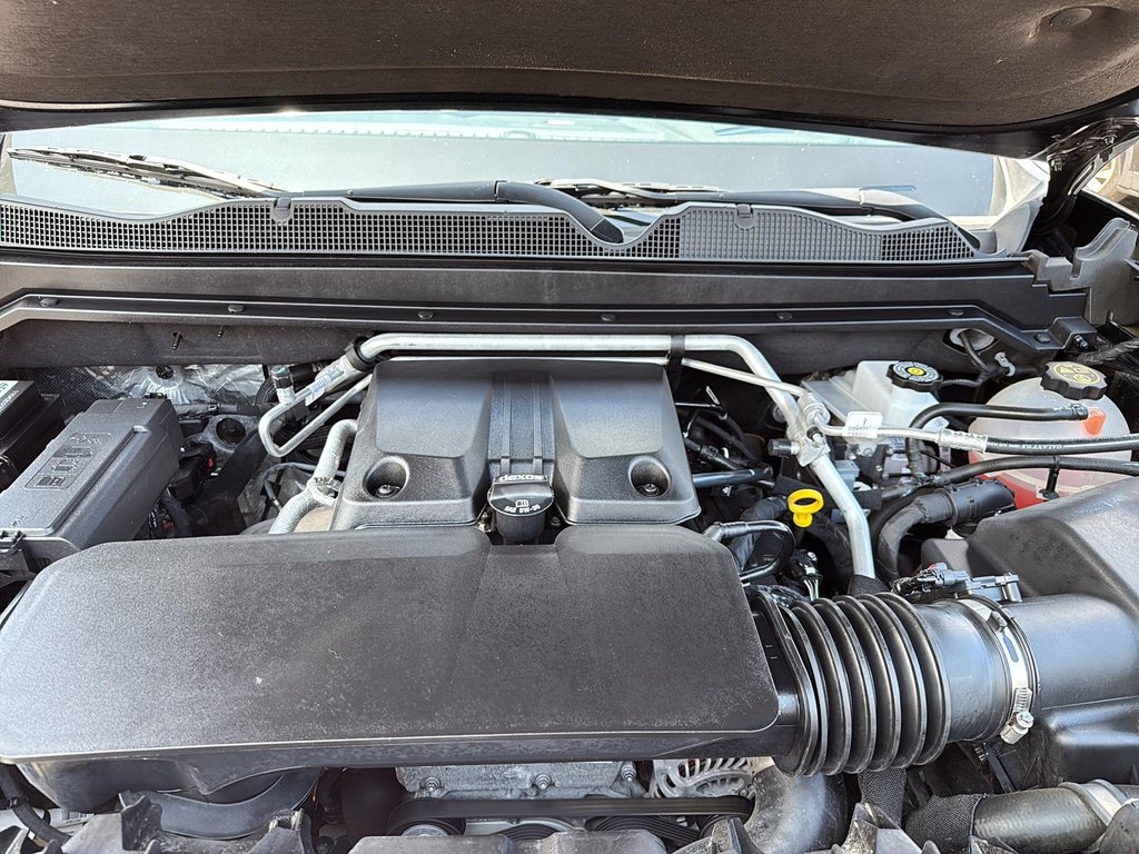 2023 GMC Canyon Denali in Drummondville, Quebec - 6 - w1024h768px