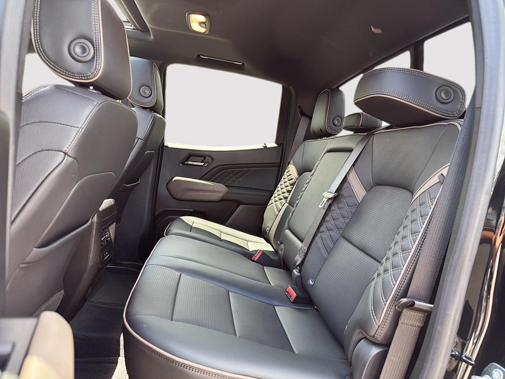2023 GMC Canyon Denali in Drummondville, Quebec - 8 - w1024h768px