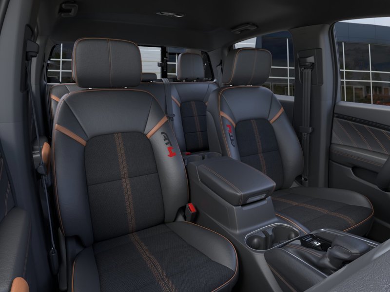 2026 GMC Canyon AT4 in Drummondville, Quebec - 6 - w1024h768px