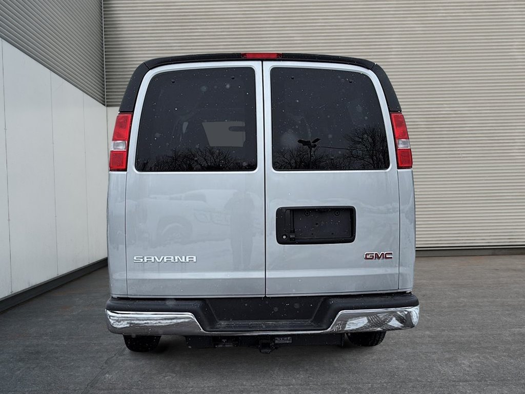 2025 GMC Savana Cargo 2500 WT 135 in Drummondville, Quebec - 3 - w1024h768px