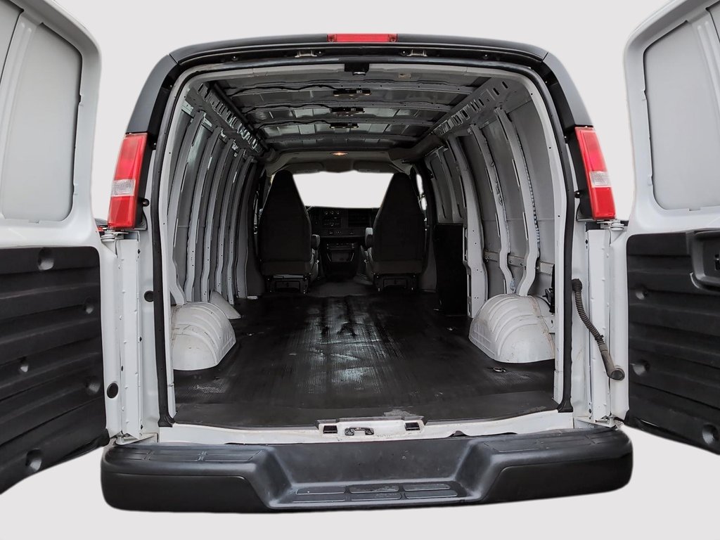 2024 GMC Savana Cargo Van-5