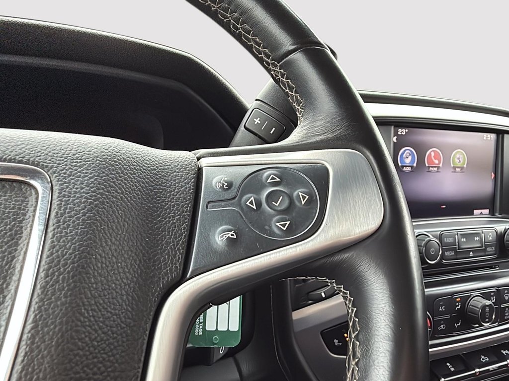 2015 GMC Sierra 1500 SLE in Drummondville, Quebec - 15 - w1024h768px