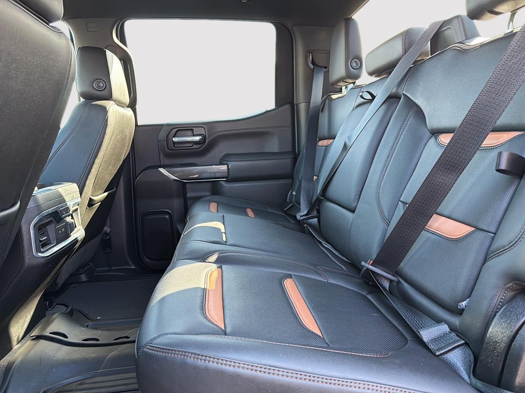 2021 GMC Sierra 1500 AT4 in Drummondville, Quebec - 9 - w1024h768px