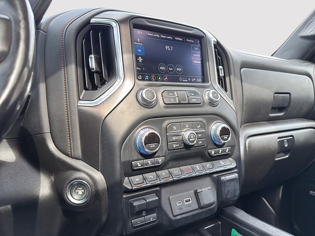 2021 GMC Sierra 1500 AT4 in Drummondville, Quebec - 16 - w1024h768px