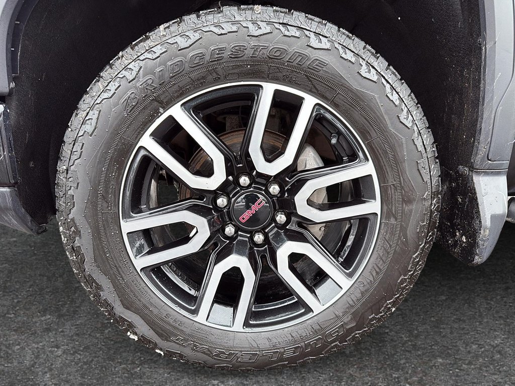 2023 GMC Sierra 1500 AT4 in Drummondville, Quebec - 6 - w1024h768px