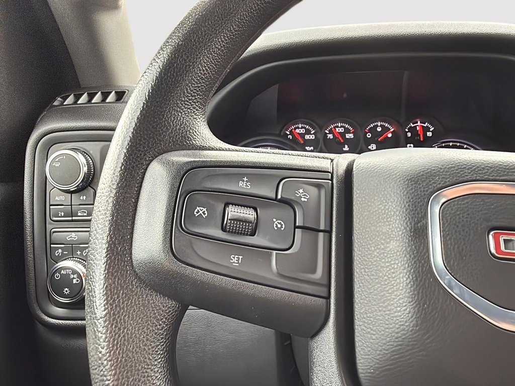 2024 GMC Sierra 1500 PRO in Drummondville, Quebec - 13 - w1024h768px