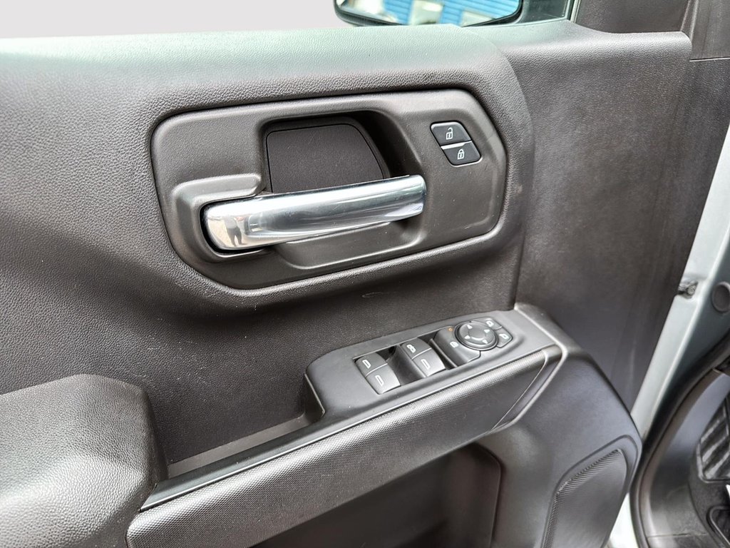 2024 GMC Sierra 1500 PRO in Drummondville, Quebec - 10 - w1024h768px