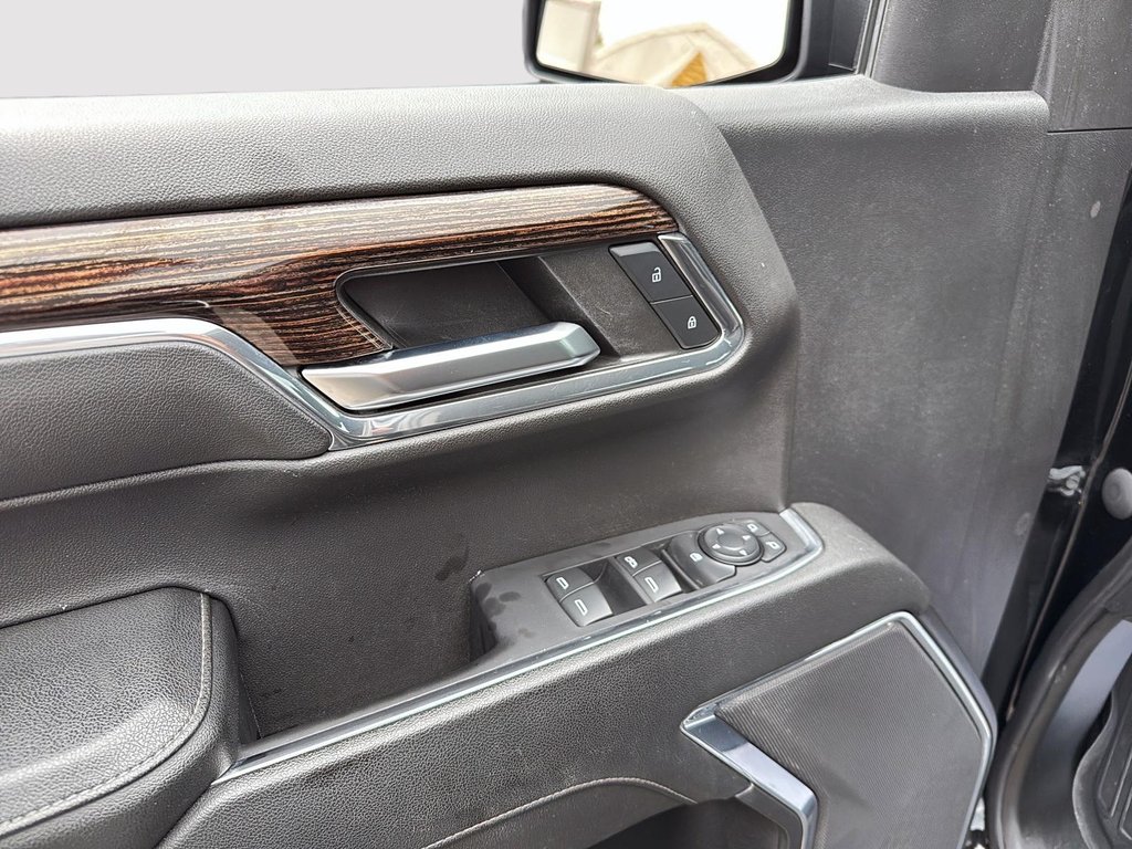 2024 GMC Sierra 1500 Elevation in Drummondville, Quebec - 11 - w1024h768px