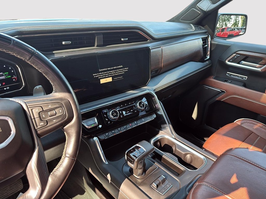 2025 GMC Sierra 1500 Denali Ultimate in Drummondville, Quebec - 13 - w1024h768px