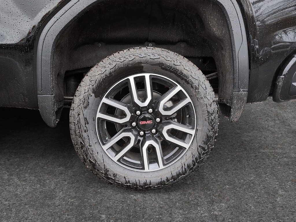 2026 GMC Sierra 1500 AT4 in Drummondville, Quebec - 7 - w1024h768px