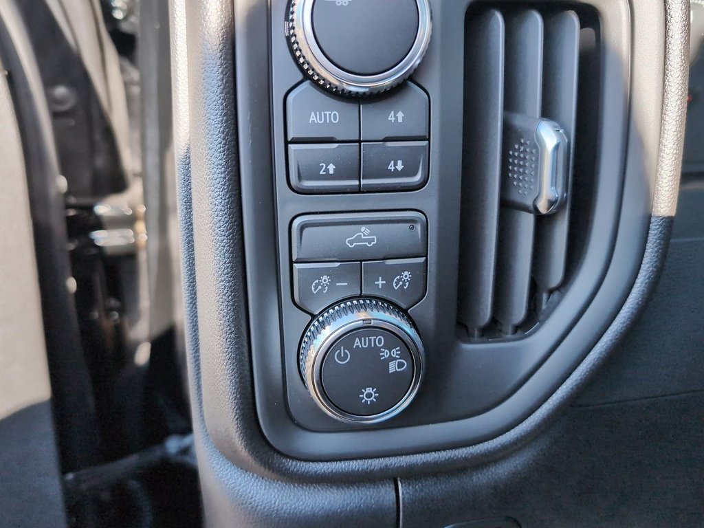 2026 GMC Sierra 1500 PRO in Drummondville, Quebec - 15 - w1024h768px