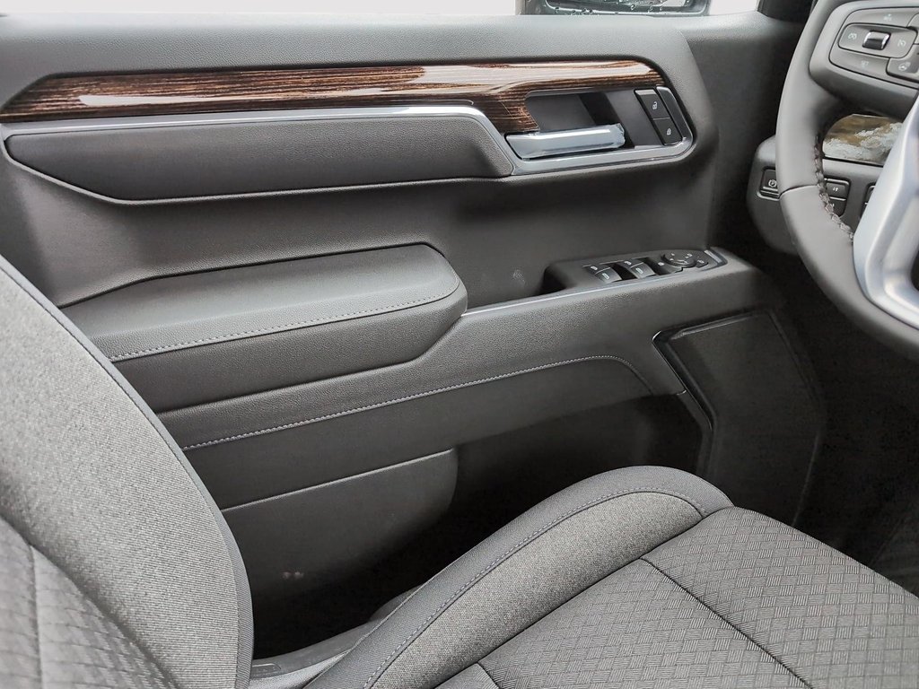 GMC Sierra 1500 ELEVATION 2026 à Drummondville, Québec - 11 - w1024h768px