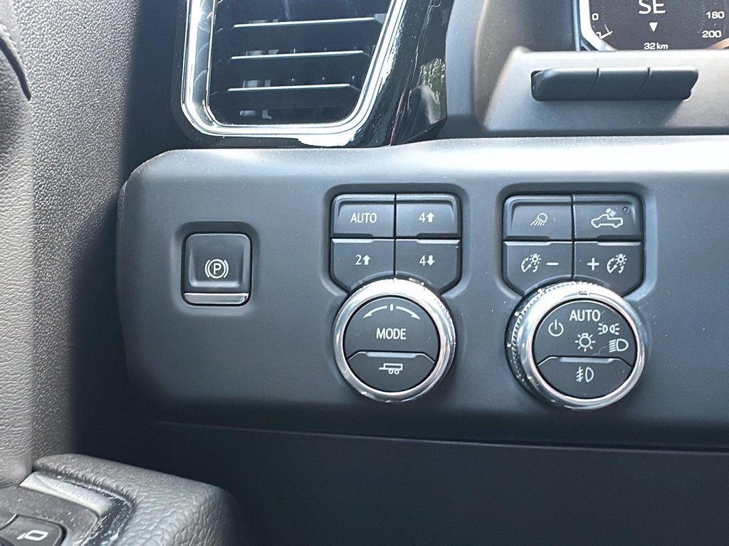 2026 GMC Sierra 1500 DENALI in Drummondville, Quebec - 16 - w1024h768px