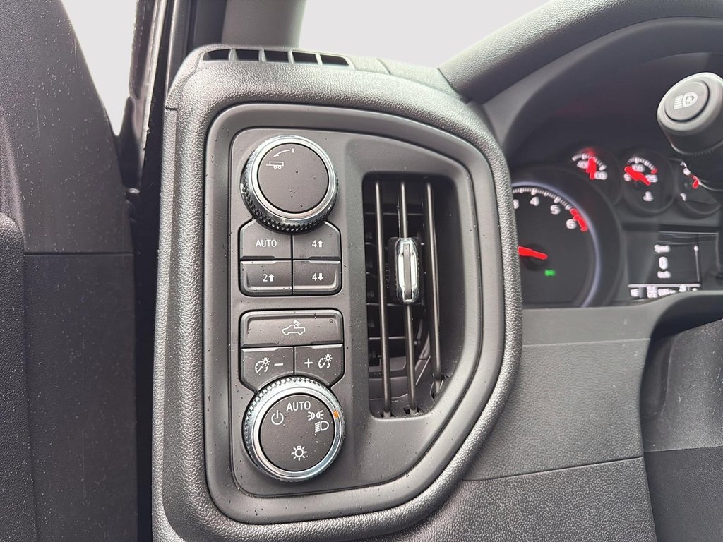 GMC Sierra 1500 PRO 2026 à Drummondville, Québec - 12 - w1024h768px