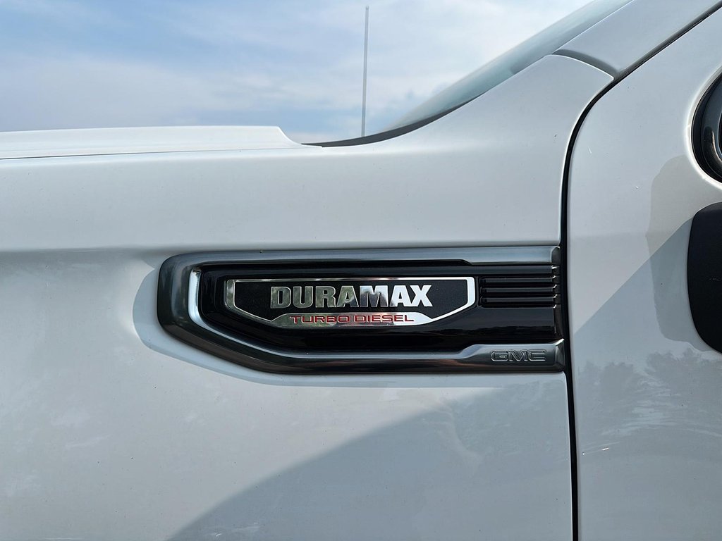 2026 GMC Sierra 1500 AT4 in Drummondville, Quebec - 6 - w1024h768px