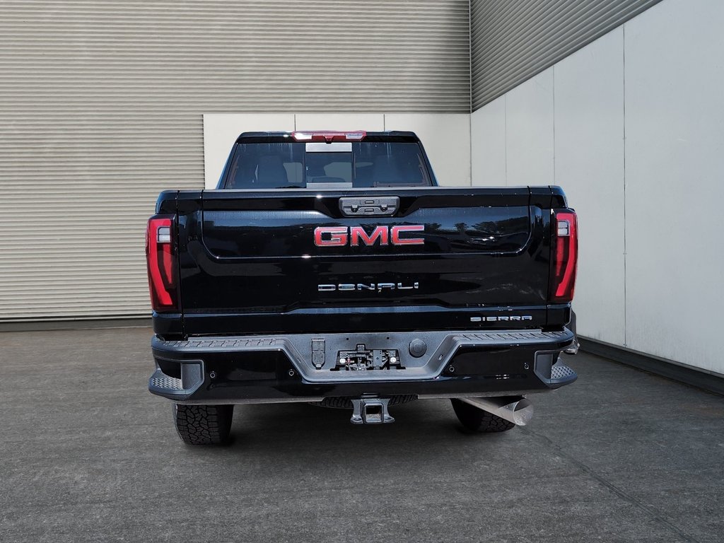 GMC SIERRA 2500 HD DENALI 2025 à Drummondville, Québec - 3 - w1024h768px