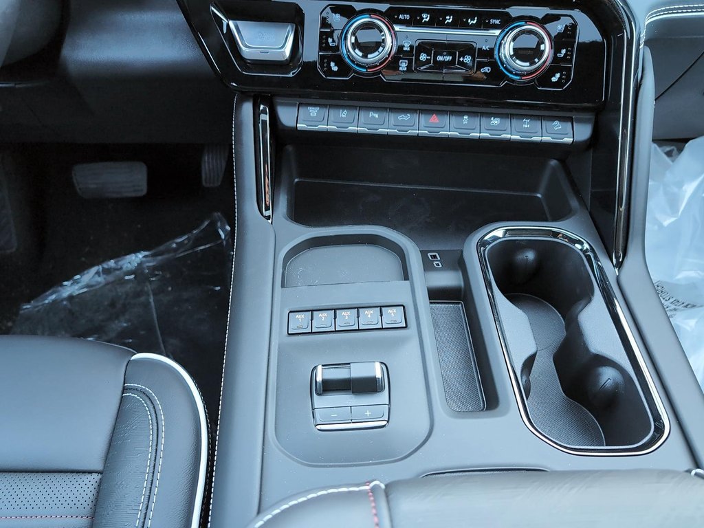 2026 GMC SIERRA 2500 HD AT4X in Drummondville, Quebec - 19 - w1024h768px