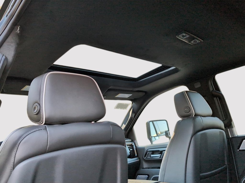 2026 GMC SIERRA 2500 HD AT4X in Drummondville, Quebec - 22 - w1024h768px