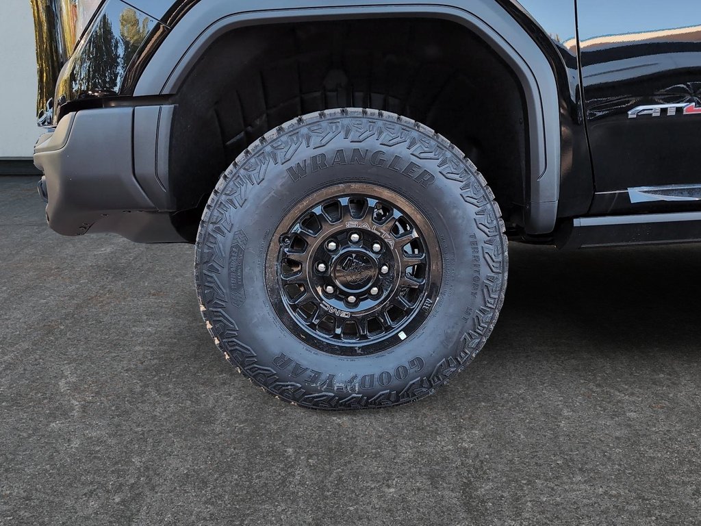 2026 GMC SIERRA 2500 HD AT4X in Drummondville, Quebec - 10 - w1024h768px