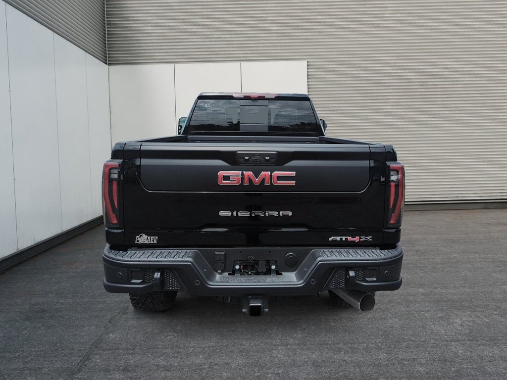 2026 GMC Sierra 2500 HD AT4X in Drummondville, Quebec - 14 - w1024h768px