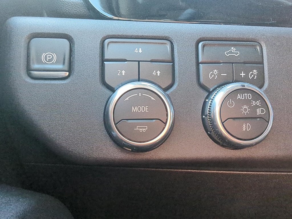 2026 GMC Sierra 2500 HD SLE in Drummondville, Quebec - 16 - w1024h768px