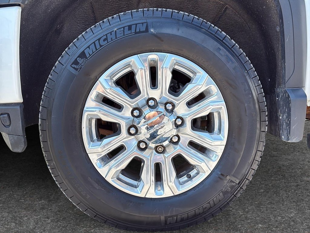 2021 GMC Sierra 2500HD Denali in Drummondville, Quebec - 7 - w1024h768px