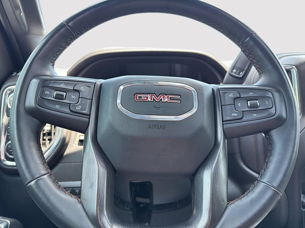 2023 GMC Sierra 2500HD AT4 in Drummondville, Quebec - 13 - w1024h768px