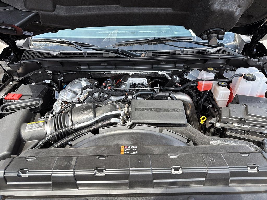 GMC Sierra 3500 HD SLE DRW 2026 à Drummondville, Québec - 7 - w1024h768px