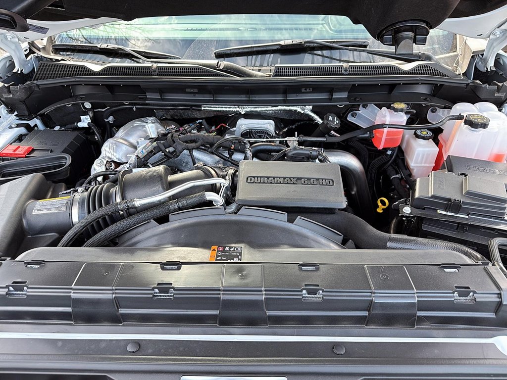 2026 GMC Sierra 3500 HD SLE DRW in Drummondville, Quebec - 7 - w1024h768px