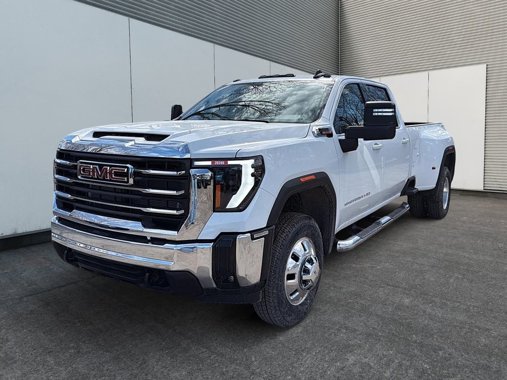 2026 GMC Sierra 3500 HD SLE DRW in Drummondville, Quebec - 1 - w1024h768px