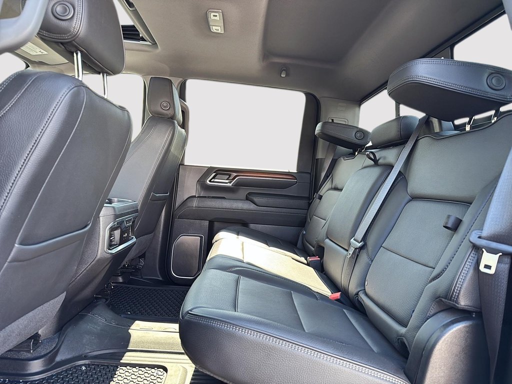 GMC Sierra 3500HD Denali 2024 à Drummondville, Québec - 9 - w1024h768px