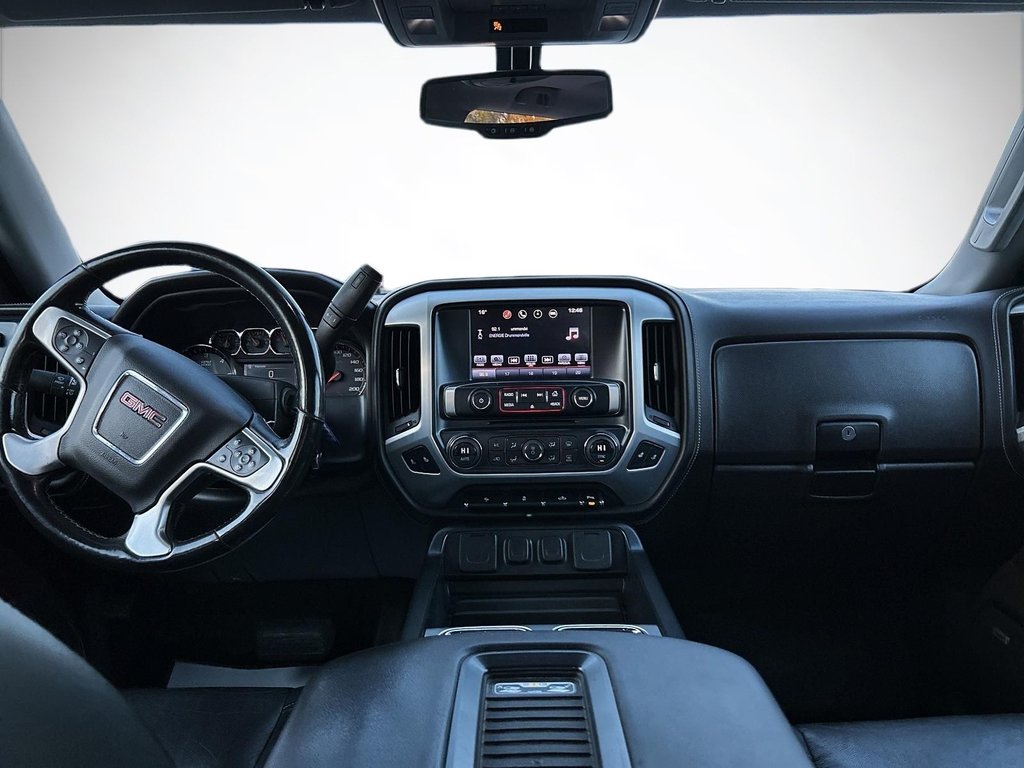 2016  SIERRA 4RM  CAISSE SLT 62L in Drummondville, Quebec - 10 - w1024h768px