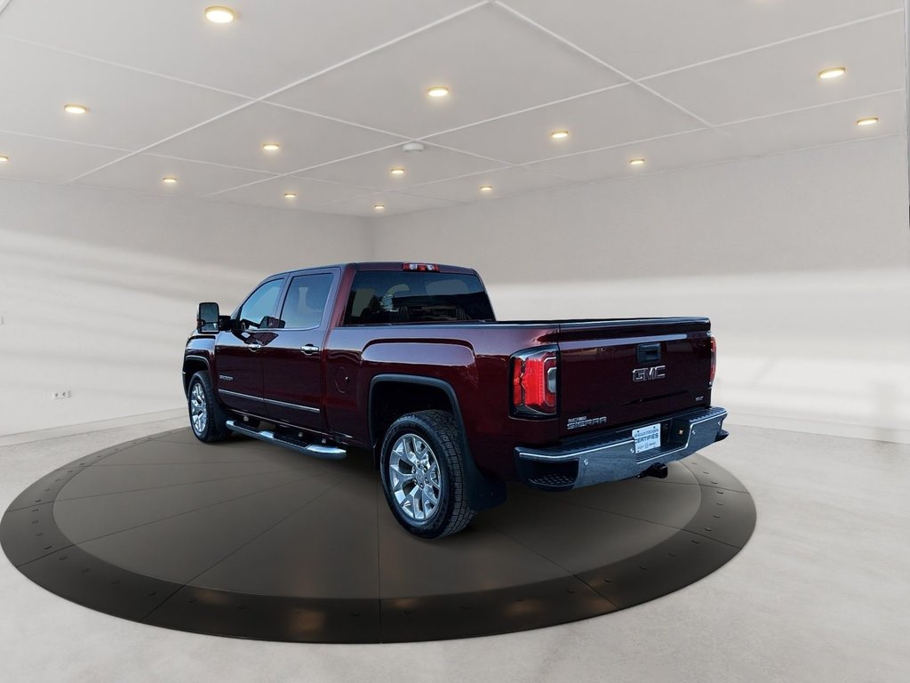 2016  SIERRA 4RM  CAISSE SLT 62L in Drummondville, Quebec - 4 - w1024h768px