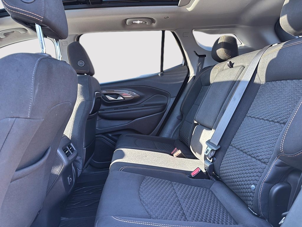 2021 GMC Terrain SLE in Drummondville, Quebec - 9 - w1024h768px