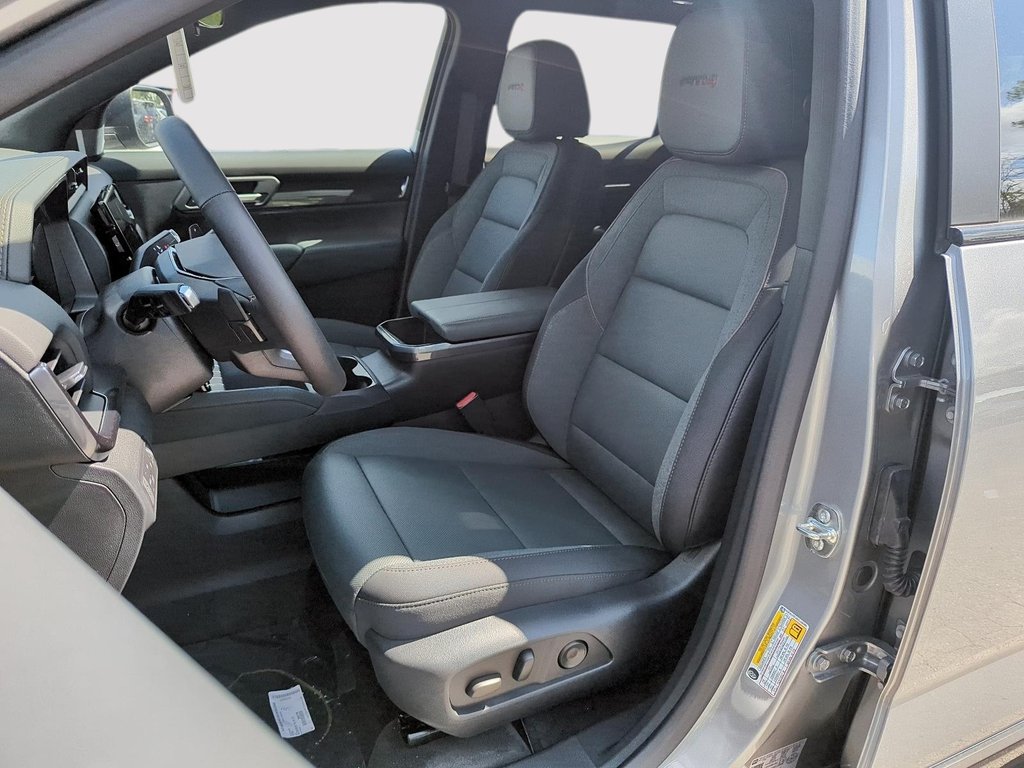 2027 GMC Terrain AT4 in Drummondville, Quebec - 8 - w1024h768px