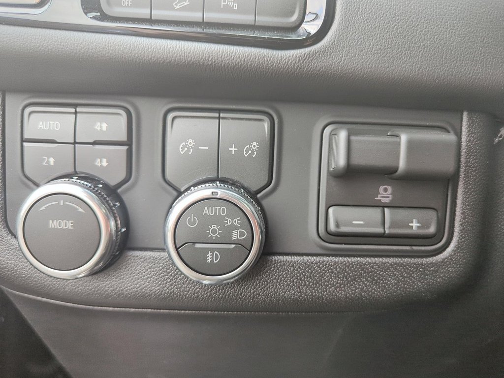 2026 GMC Yukon XL Elevation in Drummondville, Quebec - 12 - w1024h768px