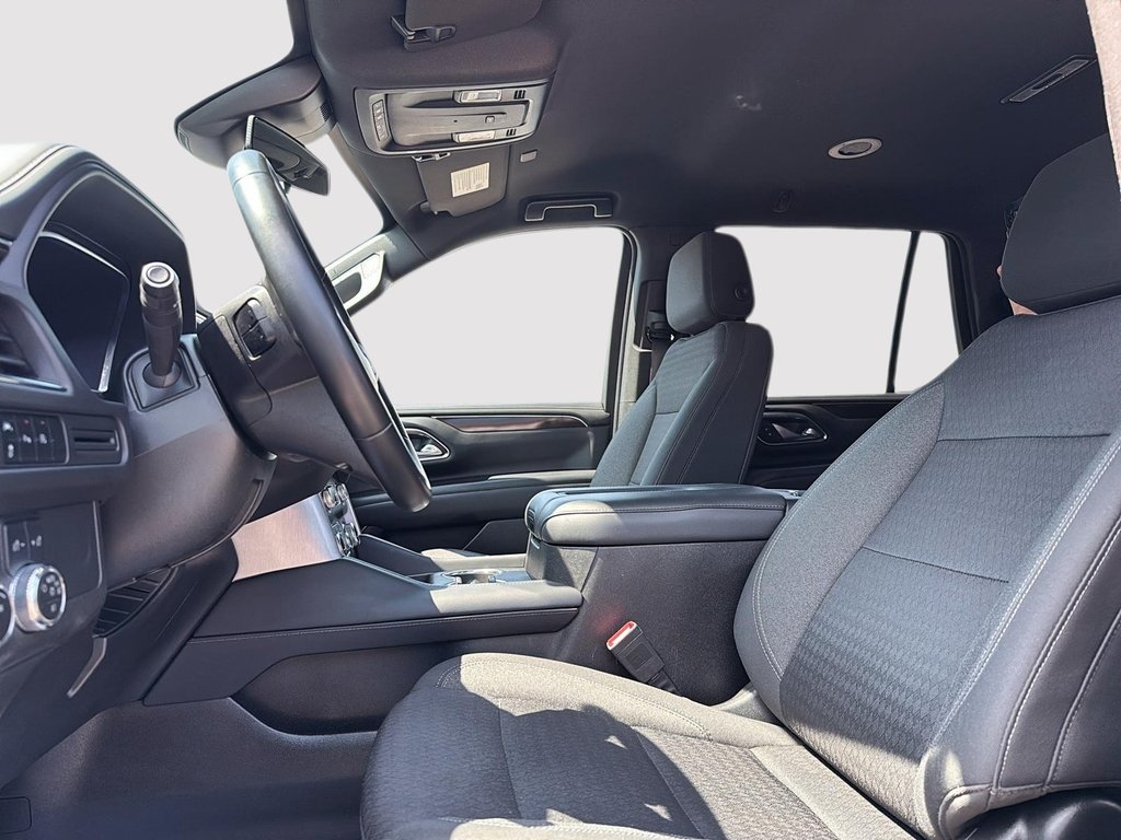 2023 GMC Yukon SLE in Drummondville, Quebec - 9 - w1024h768px
