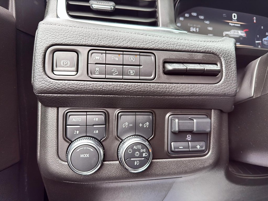GMC Yukon Denali 2024 à Drummondville, Québec - 12 - w1024h768px