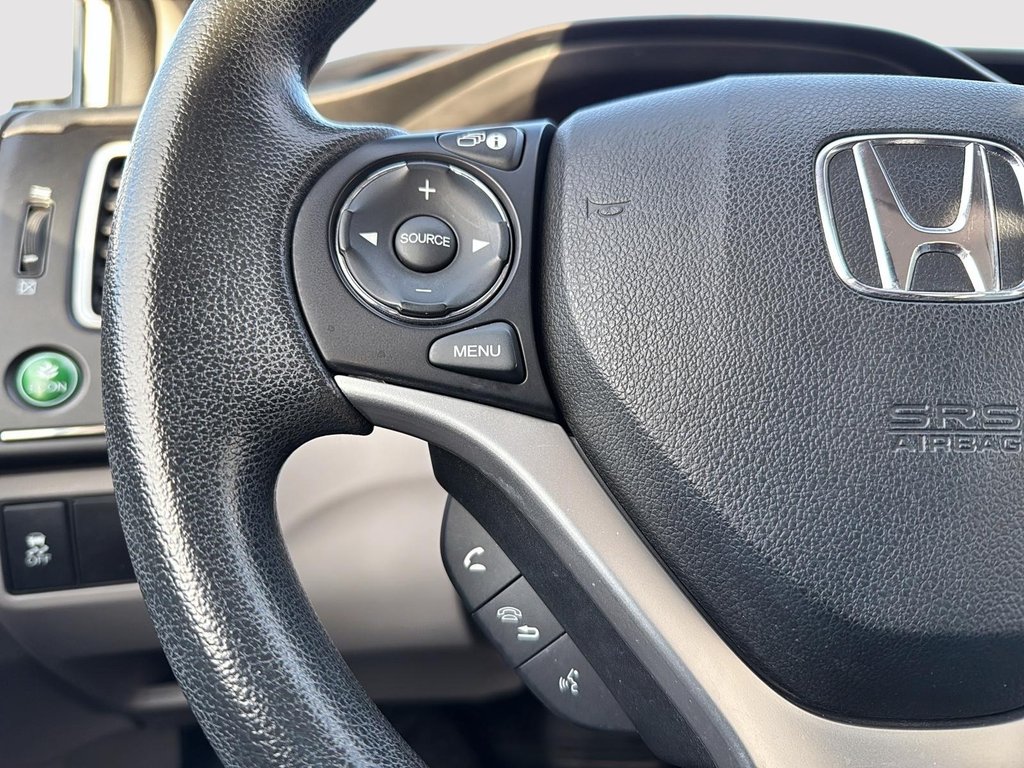 2015 Honda Civic Sedan LX in Drummondville, Quebec - 13 - w1024h768px